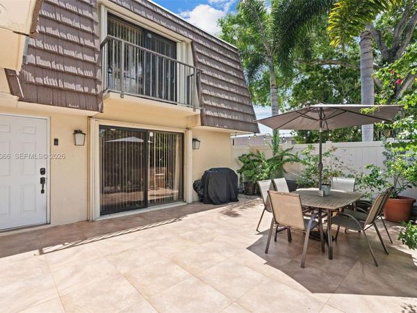 7124 71st Way , West Palm Beach, FL 33407