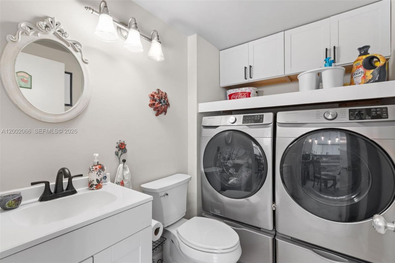 7124 71st Way , West Palm Beach, FL 33407 Photo