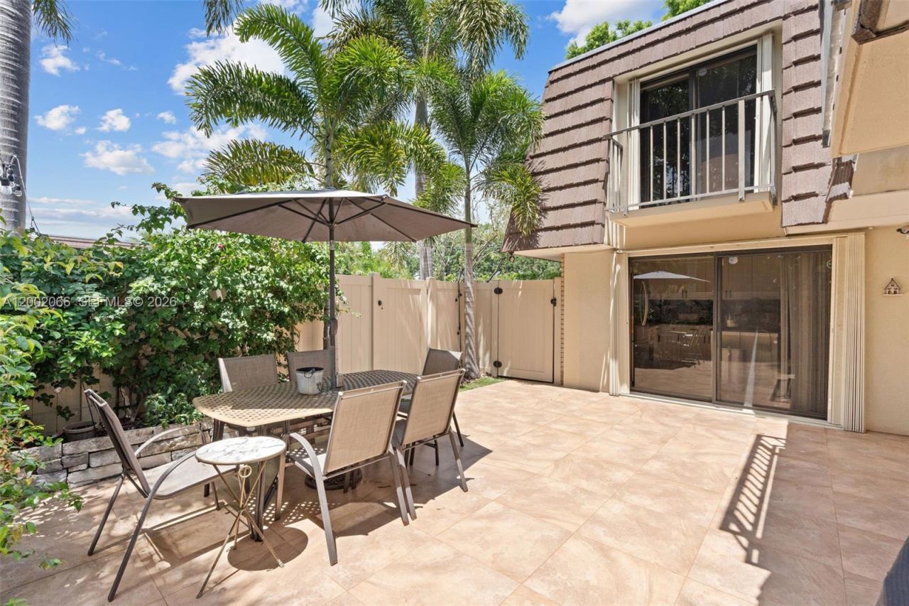 7124 71st Way, West Palm Beach, FL 33407 Photo