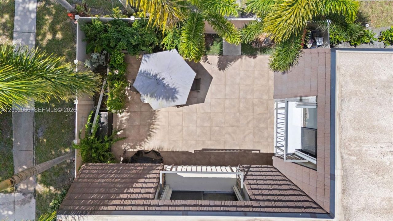 7124 71st Way , West Palm Beach, FL 33407 Photo