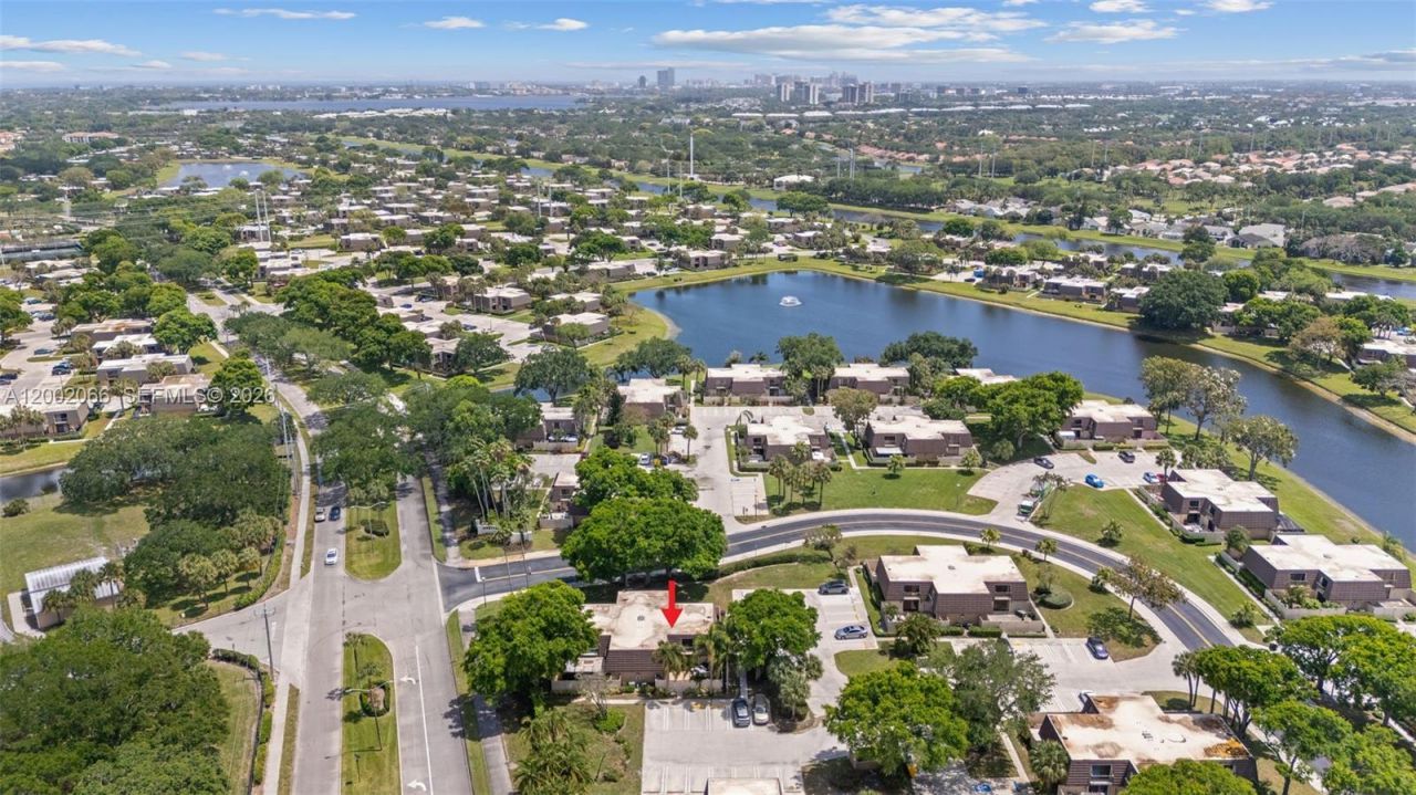 7124 71st Way, West Palm Beach, FL 33407 Photo