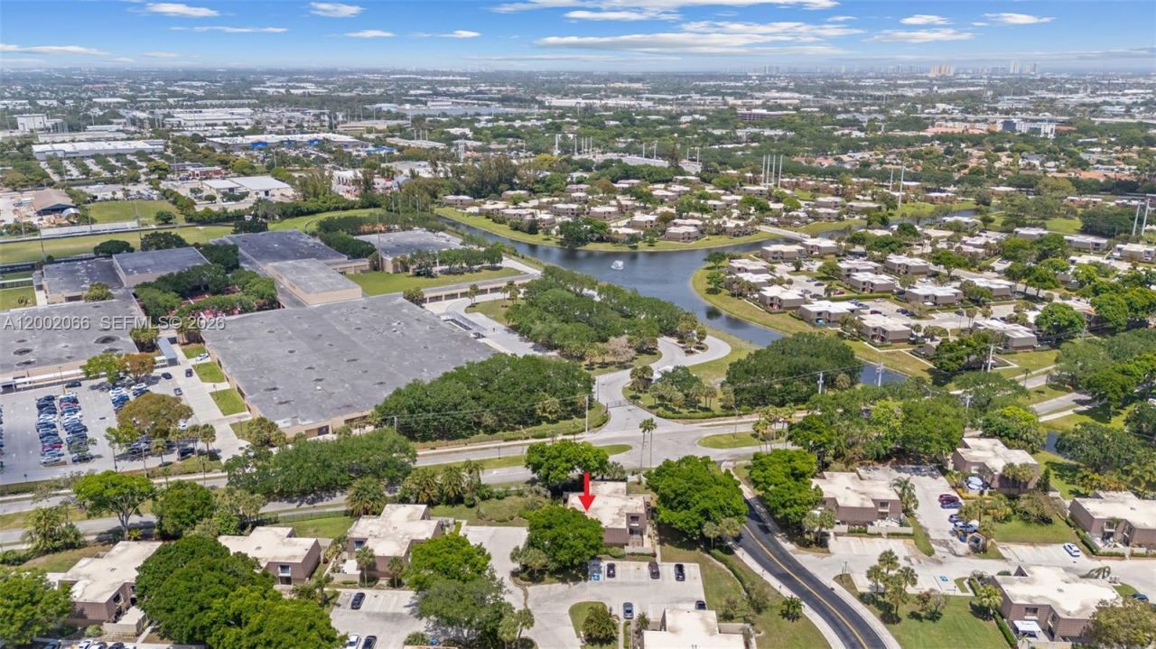 7124 71st Way, West Palm Beach, FL 33407 Photo