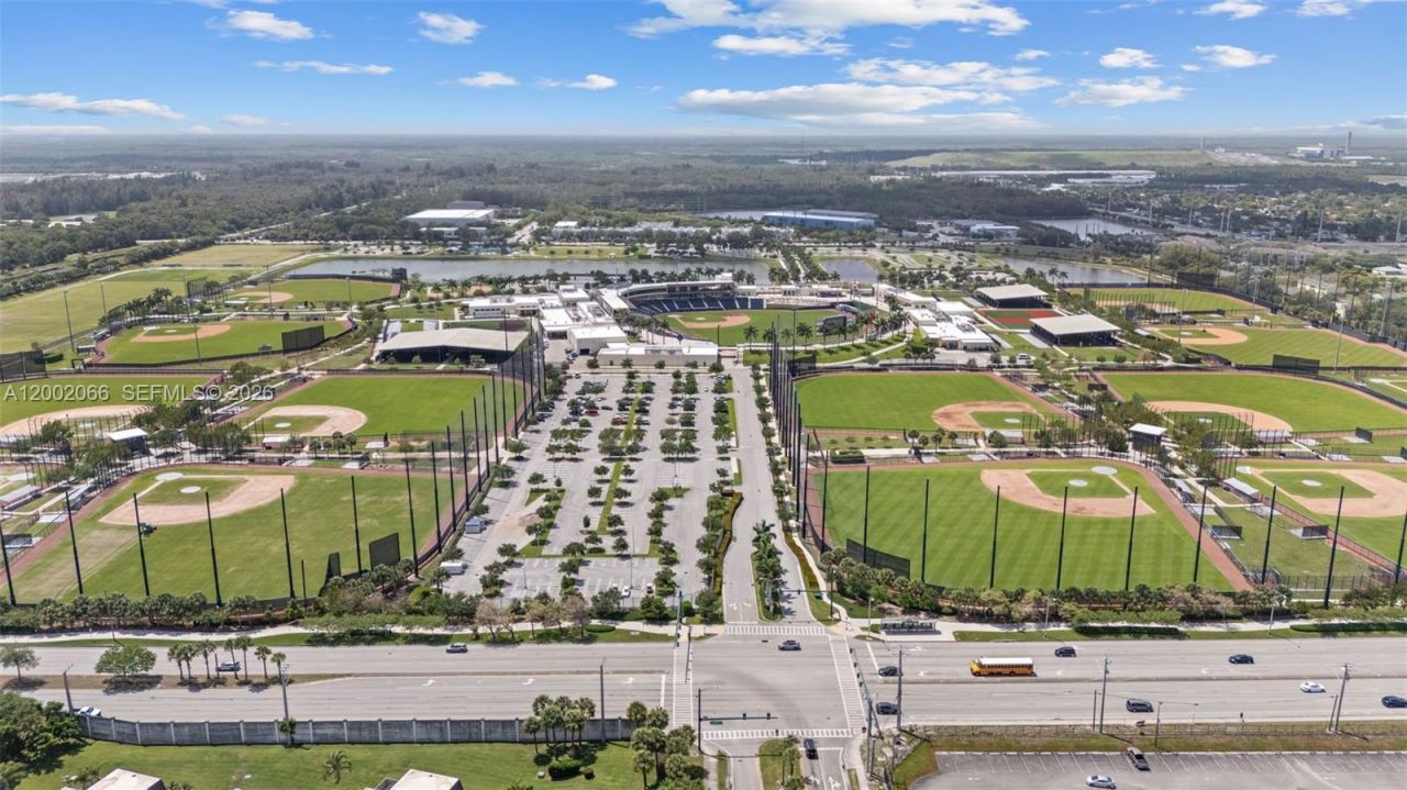 7124 71st Way , West Palm Beach, FL 33407 Photo