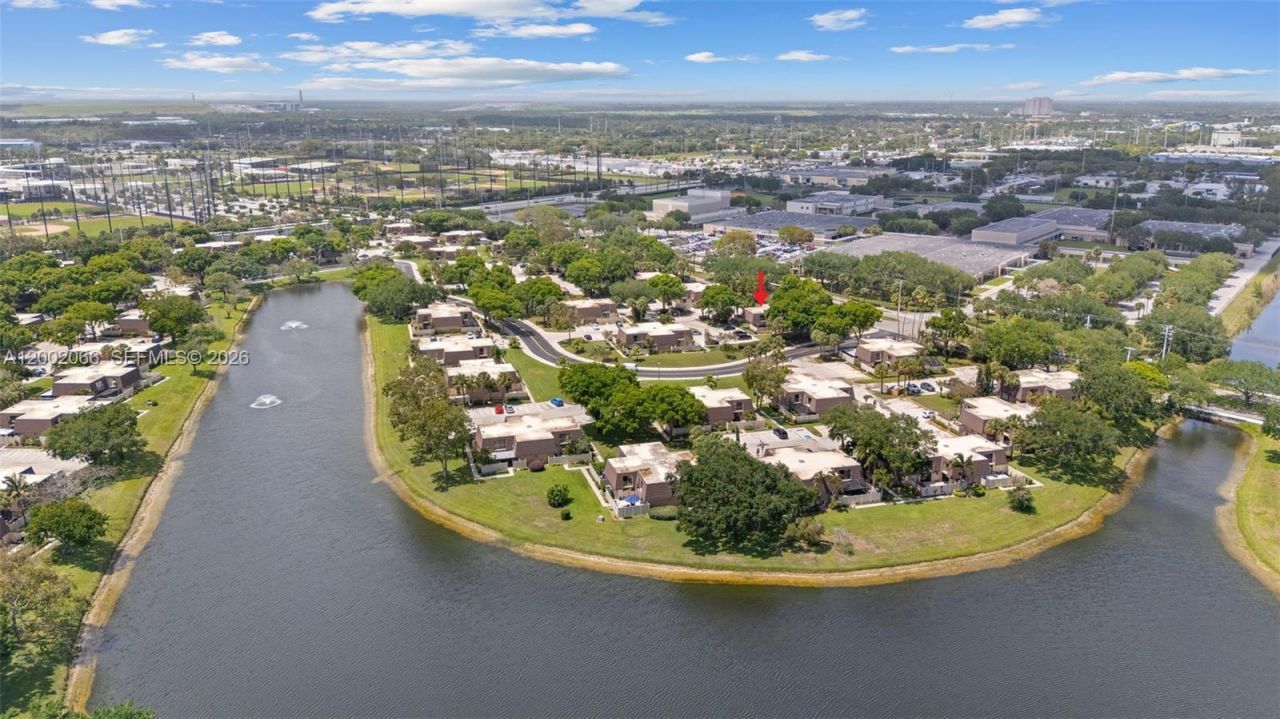 7124 71st Way, West Palm Beach, FL 33407 Photo