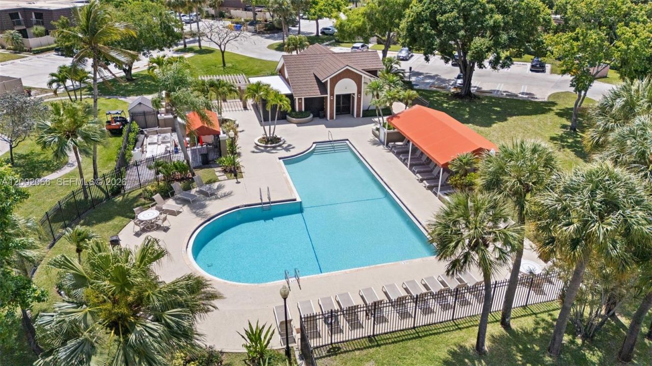 7124 71st Way , West Palm Beach, FL 33407 Photo