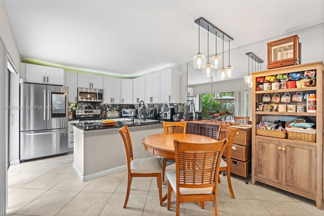 7124 71st Way , West Palm Beach, FL 33407 Photo