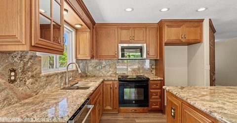 940 Constitution Way, Tracy, CA 95376 Photo