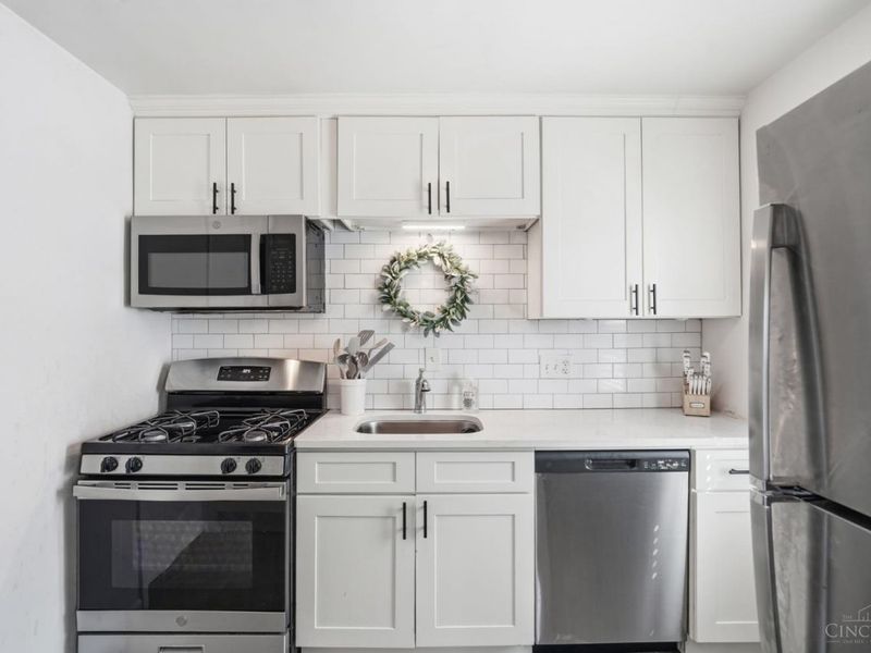 1244 Bondick Court, Cincinnati, OH 45230 Photo 5