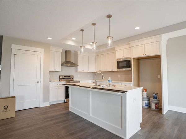 301 NE Meadow Lane, Ankeny, IA 50021