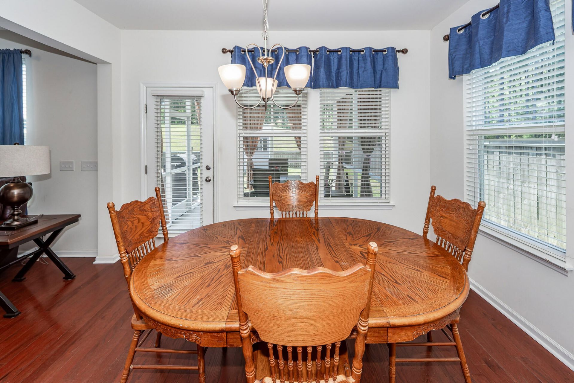 456 Northern Red Oak Drive Photo 13