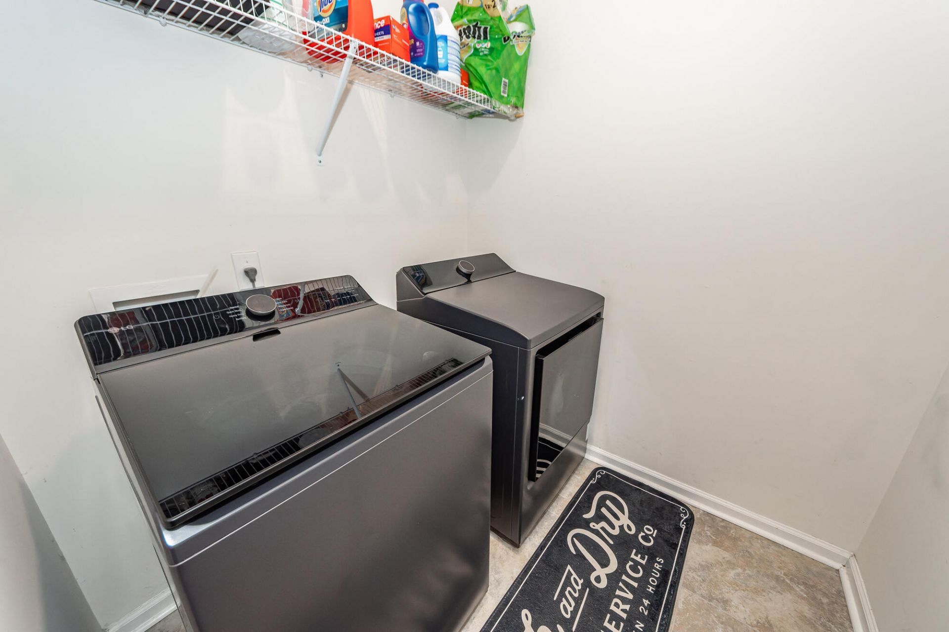 456 Northern Red Oak Drive Photo 18