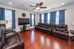 456 Northern Red Oak Drive photo 4