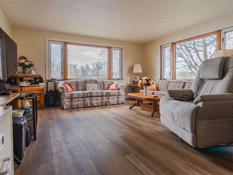 27268 Lakeside Drive, Beloit, OH 44609 Photo 11