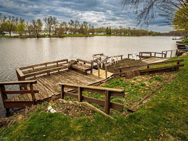 27268 Lakeside Drive, Beloit, OH 44609 Photo 3