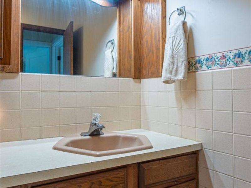 27268 Lakeside Drive, Beloit, OH 44609 Photo 33