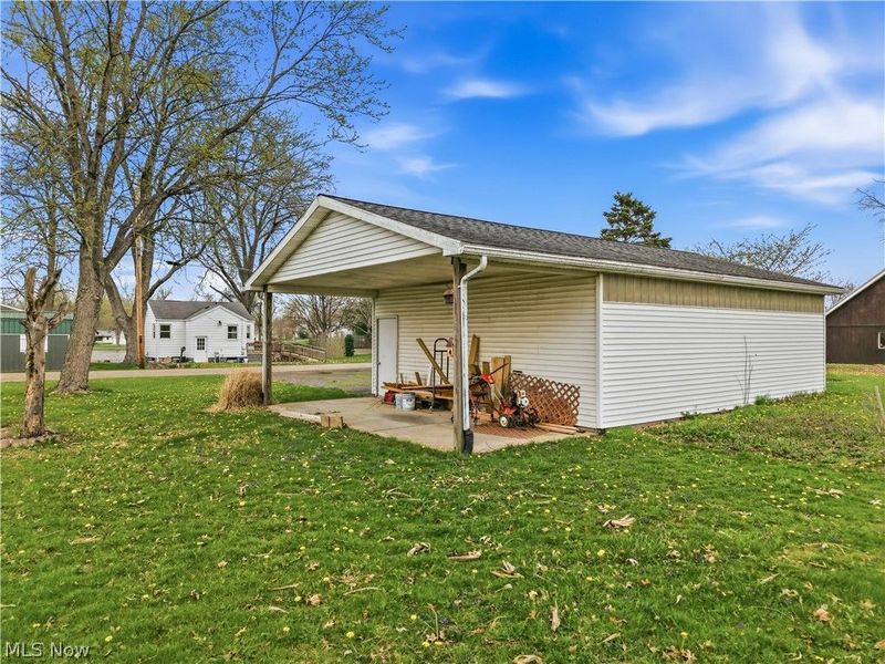 27268 Lakeside Drive, Beloit, OH 44609 Photo 36