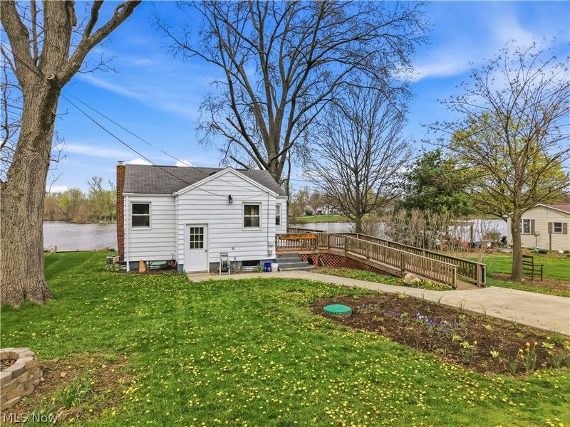 27268 Lakeside Drive, Beloit, OH 44609 Photo 42