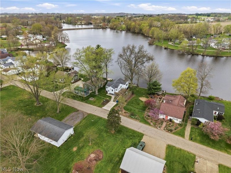 27268 Lakeside Drive, Beloit, OH 44609 Photo 45