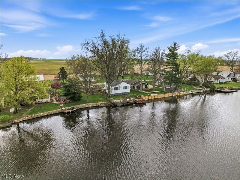 27268 Lakeside Drive, Beloit, OH 44609 Photo 5