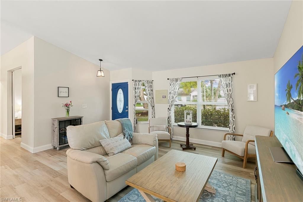159 Plantation Cir, Naples, FL 34104 Photo