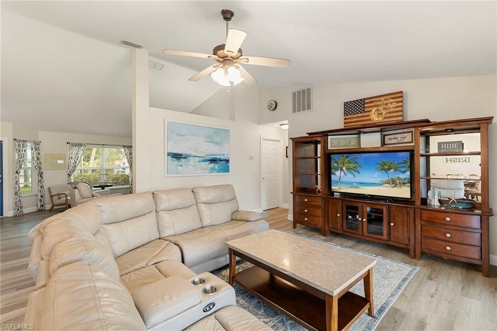 159 Plantation Cir, Naples, FL 34104 Photo