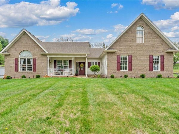 4447 Bonsack RD, Roanoke, VA 24012