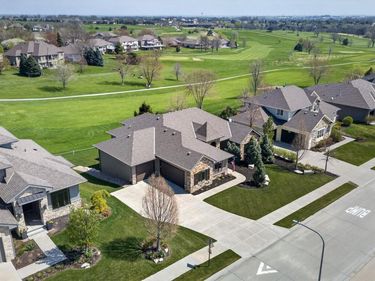 17508 Ridgemont Street , Omaha, NE 68136