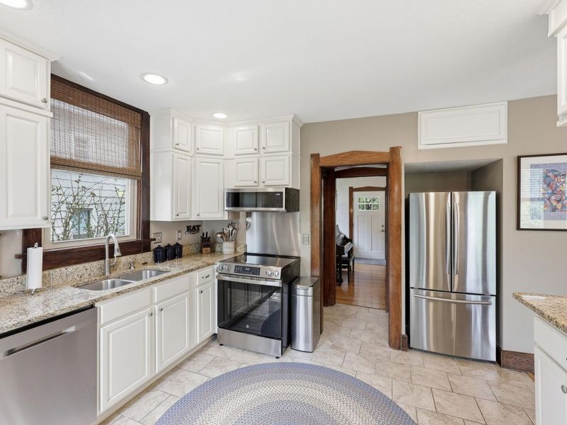 213 E Blake Avenue, Columbus, OH 43202 Photo 15