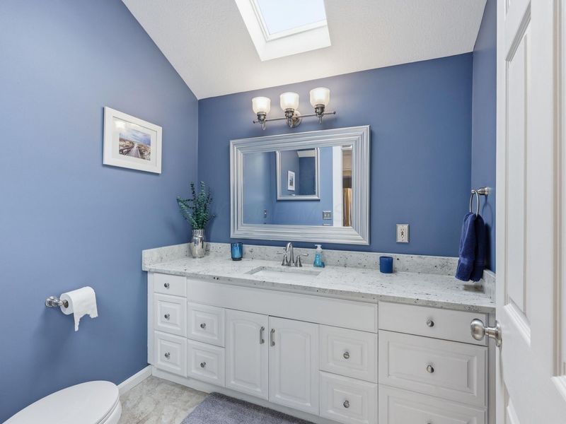 213 E Blake Avenue, Columbus, OH 43202 Photo 17