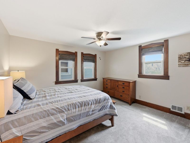 213 E Blake Avenue, Columbus, OH 43202 Photo 21