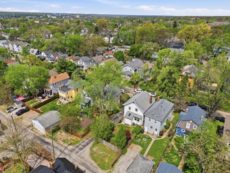 213 E Blake Avenue, Columbus, OH 43202 Photo 32