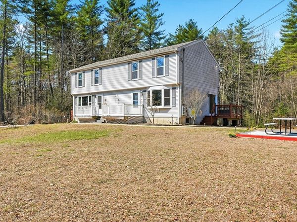60 Walker Rd, Unit 60, Shirley, MA 01464