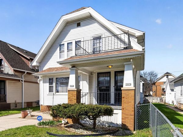 3023 N 52nd STREET, Unit 3025, Milwaukee, WI 53210