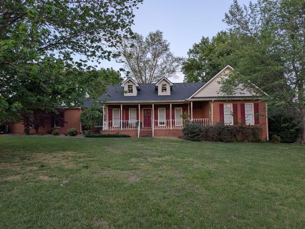 107 Berkley Ct , Tullahoma, TN 37388