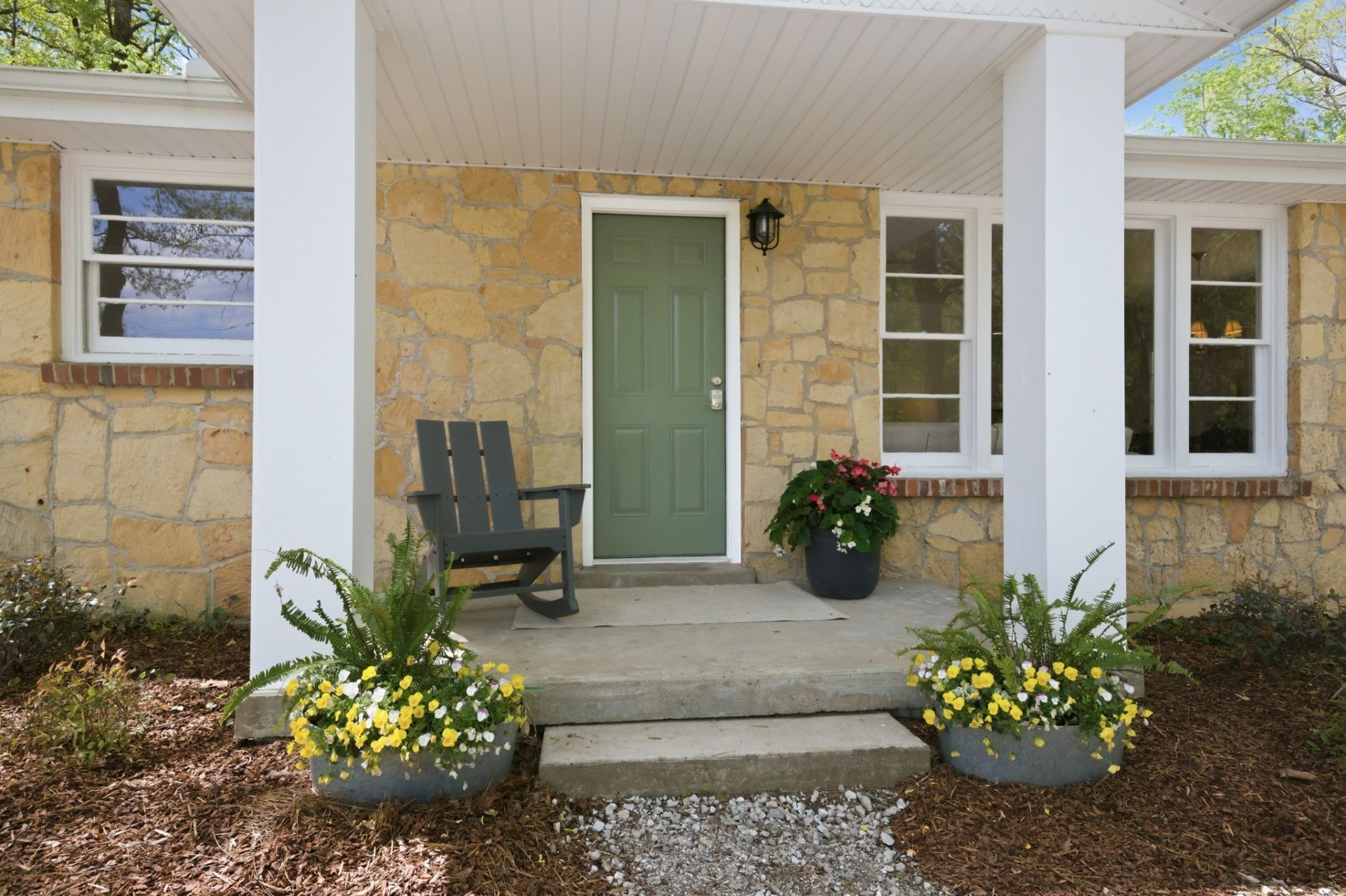 1566 Porter Rd , Burns, TN 37029 Main Photo