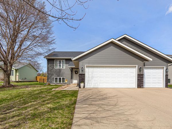 228 Inverness Drive , Mankato, MN 56001