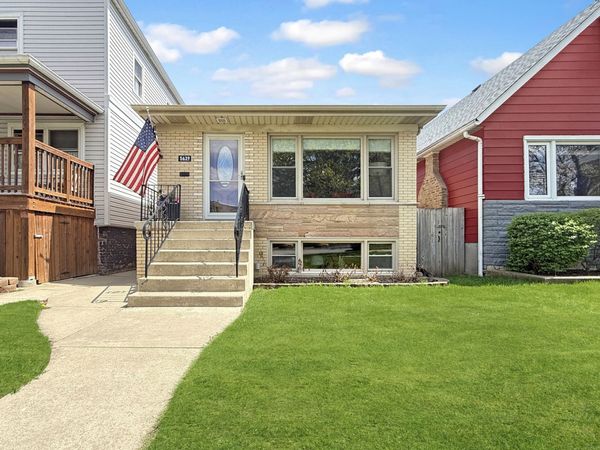 5639 N MAJOR Avenue , Chicago, IL 60646