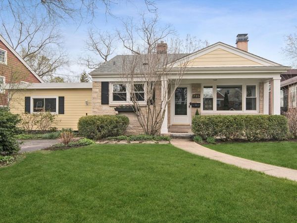 775 Broadview Avenue , Highland Park, IL 60035