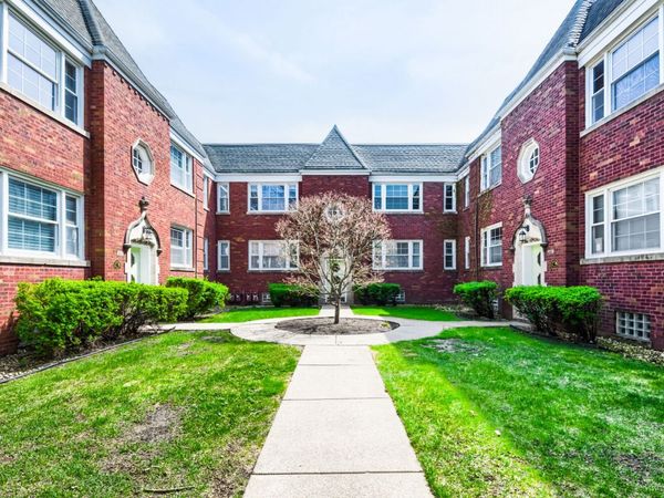 10647 S ARTESIAN Avenue , Unit 2W, Chicago, IL 60655