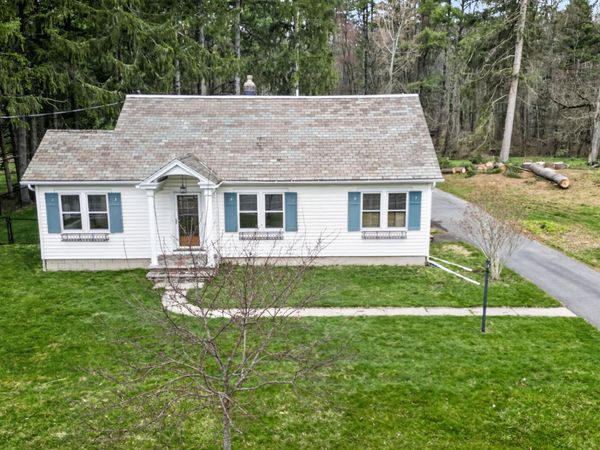 169 State Route 146, Altamont, NY 12009