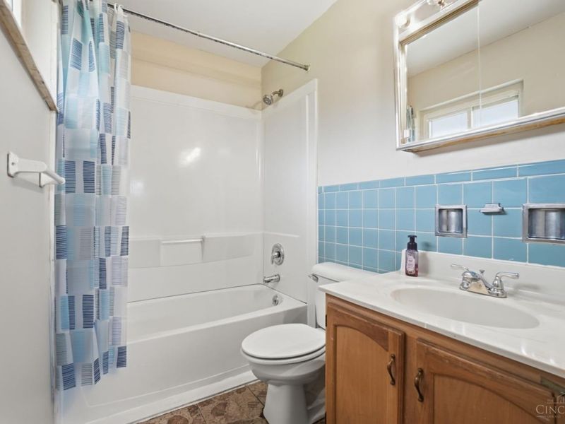 8796 Neptune Drive, Springfield Twp., OH 45231 Photo 19