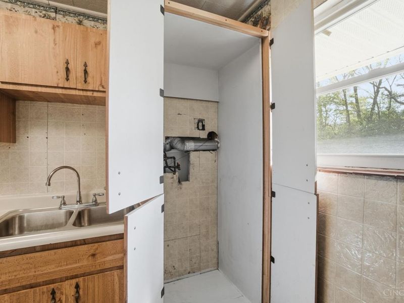 8796 Neptune Drive, Springfield Twp., OH 45231 Photo 28