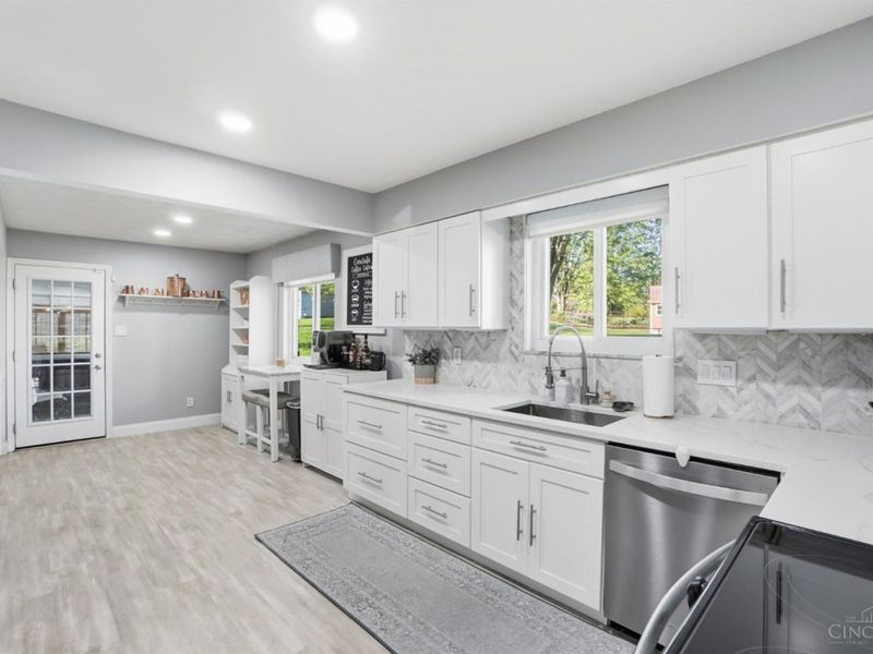 8639 Cheviot Road, Colerain Township, OH 45251 Photo 14