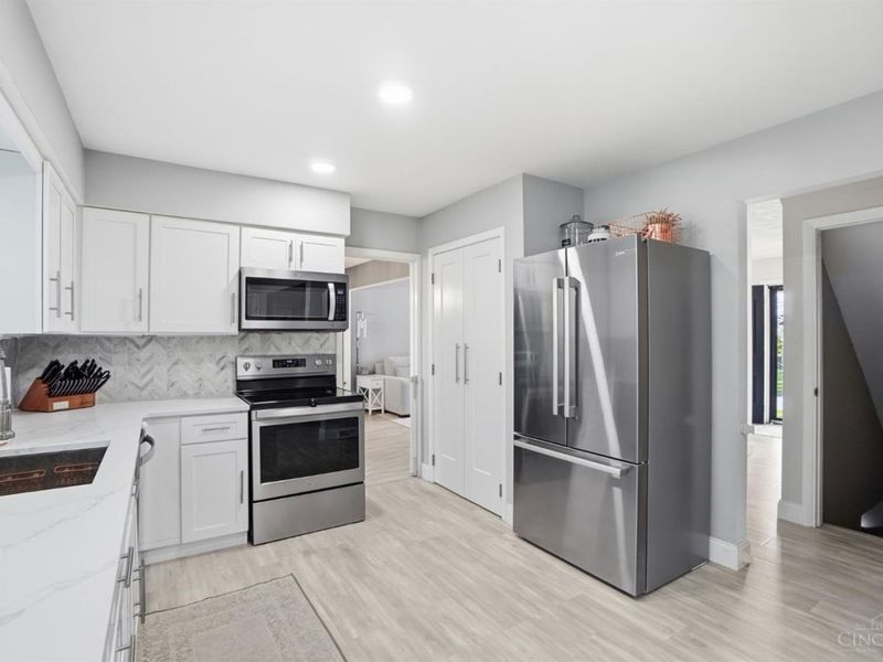 8639 Cheviot Road, Colerain Township, OH 45251 Photo 17