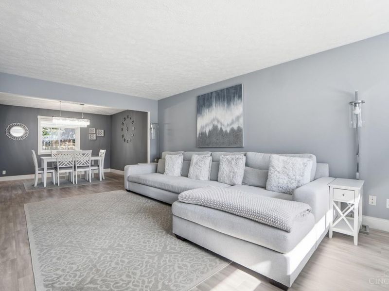 8639 Cheviot Road, Colerain Township, OH 45251 Photo 8