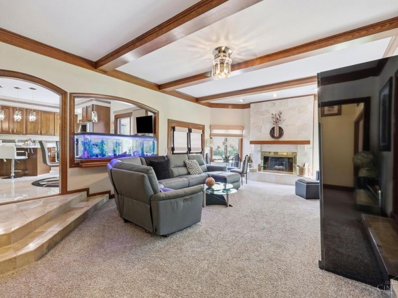 3755 Fawnrun Drive, Evendale, OH 45241 Photo 12