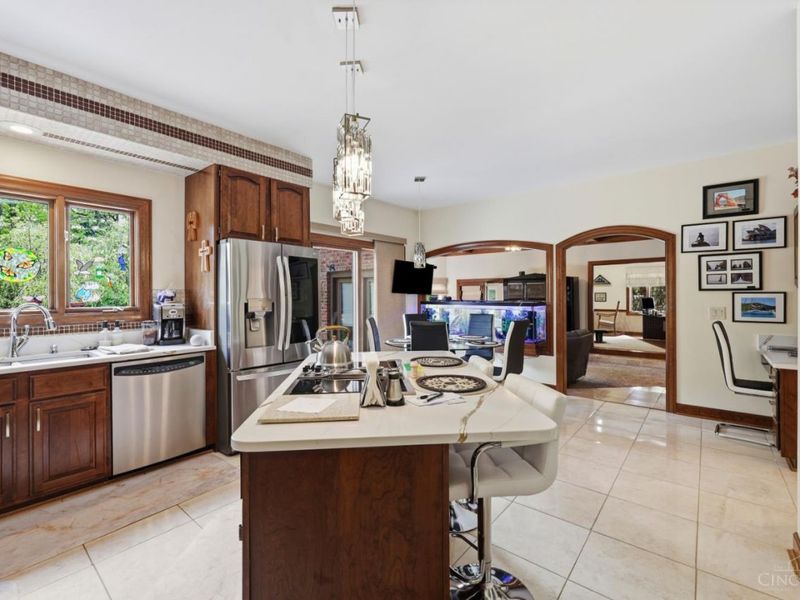 3755 Fawnrun Drive, Evendale, OH 45241 Photo 19