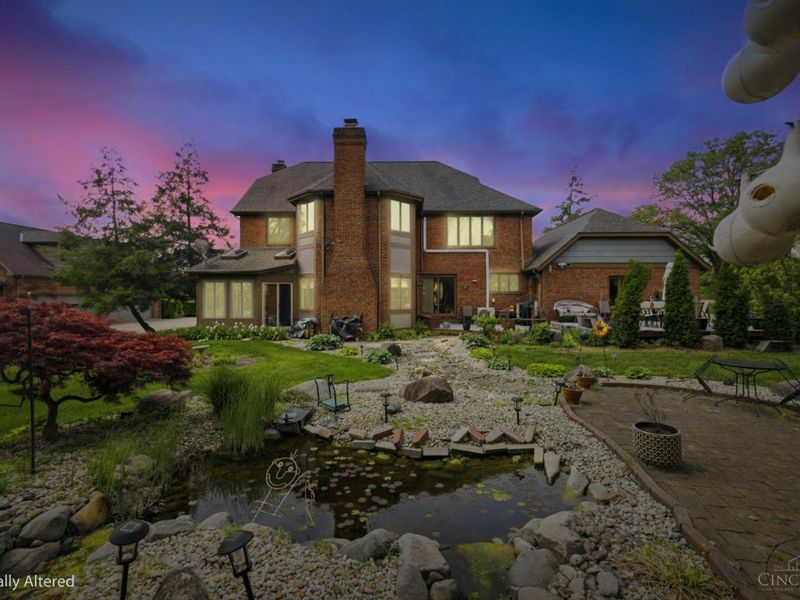 3755 Fawnrun Drive, Evendale, OH 45241 Photo 3