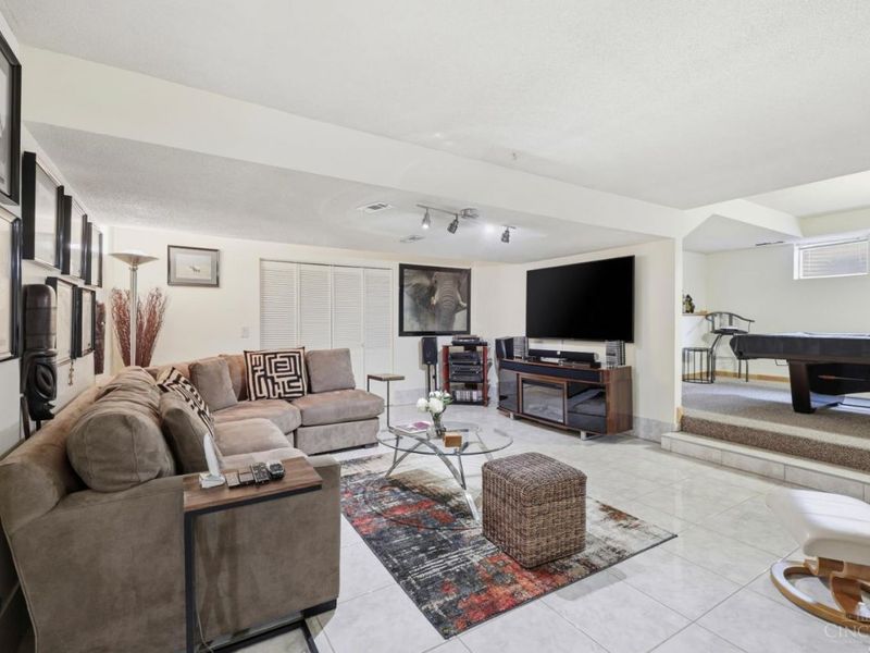 3755 Fawnrun Drive, Evendale, OH 45241 Photo 42