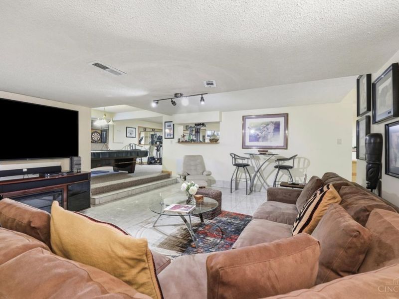 3755 Fawnrun Drive, Evendale, OH 45241 Photo 43